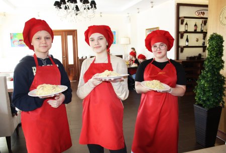 Во Всемирный день здоровья югорских детей научат печь полезное печенье