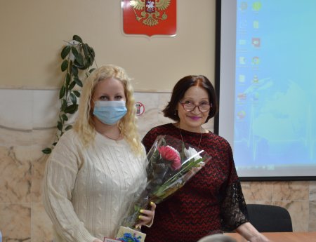 "За особый вклад в борьбу с коронавирусом": награждены сотрудники Октябрьской больницы