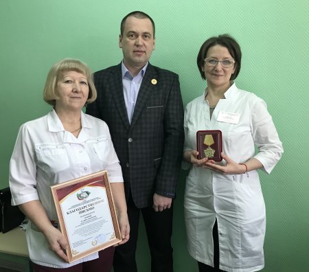 За особый вклад в борьбу с коронавирусом: награждены сотрудники Мегионской больницы
